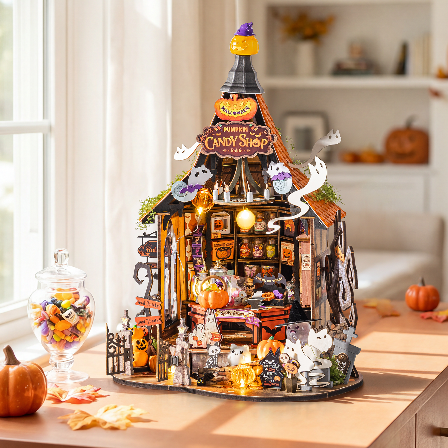 Rolife Haunted Candy House display