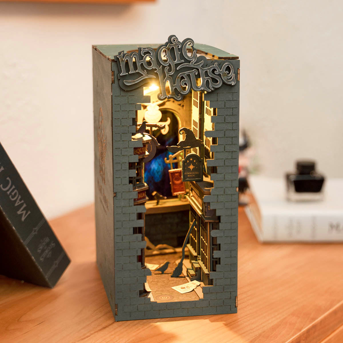 Rolife Magic House display TGB03