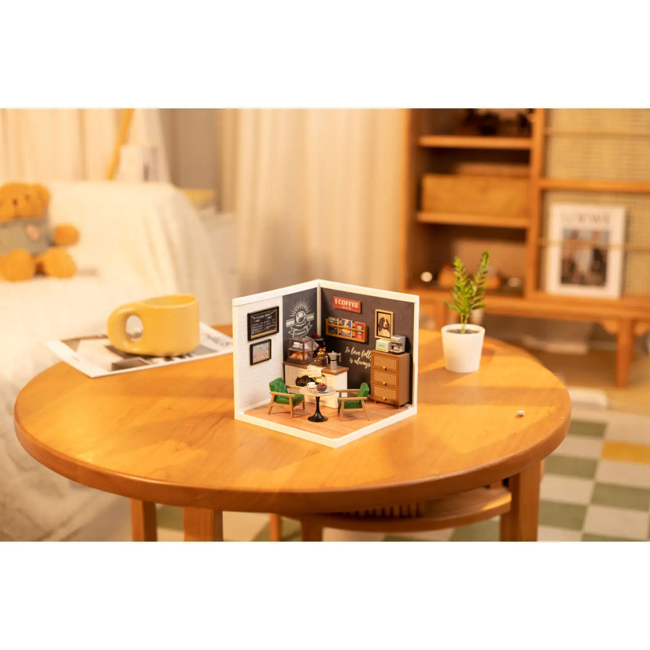 DIY Miniature House Kit: Breezy Time Cafe