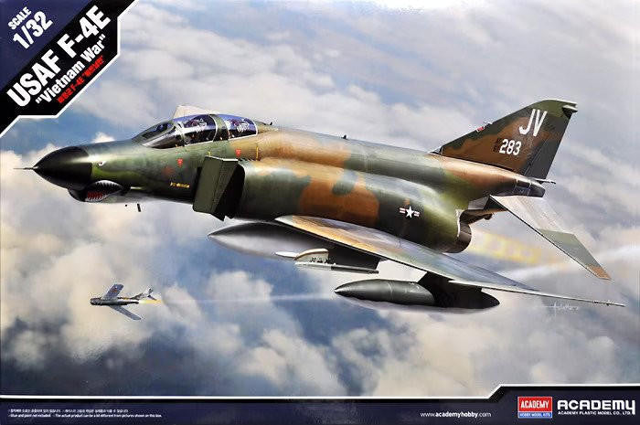 Academy 1/32 F-4E Phantom II Vietnam 12133 
