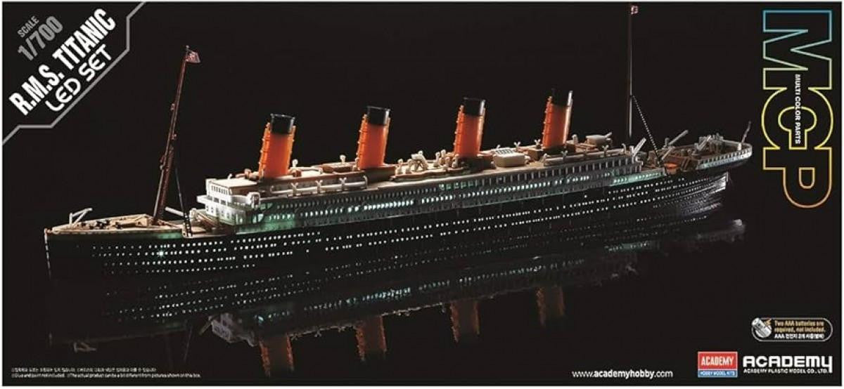 Academy 1/700 R.M.S Titanic W/ LED lighting 14220  