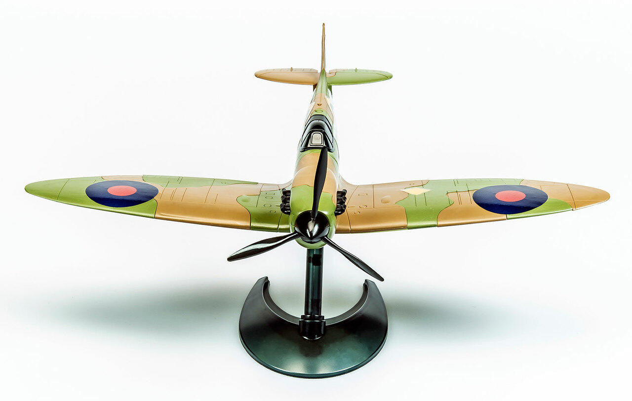 Airfix Spitfire Quickbuild J6000