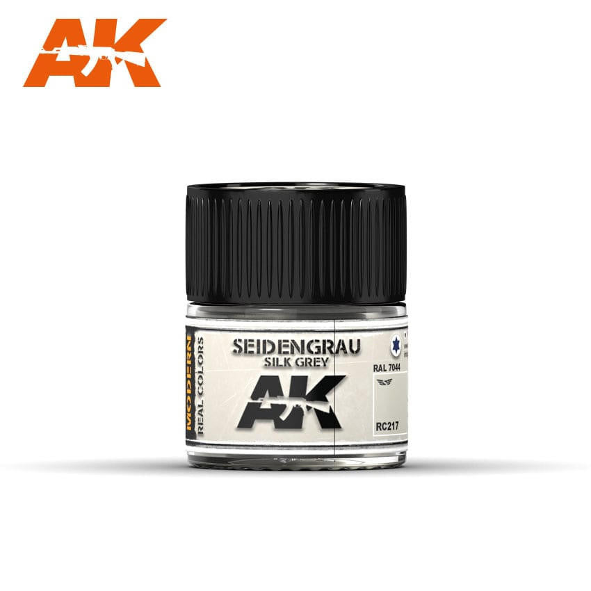 AK Interactive Real Colors: Seidengrau-Silk Grey RAL 7044 - 10ml RC217 