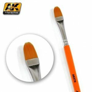 AK Interactive Rounded Weathering Brush 579
