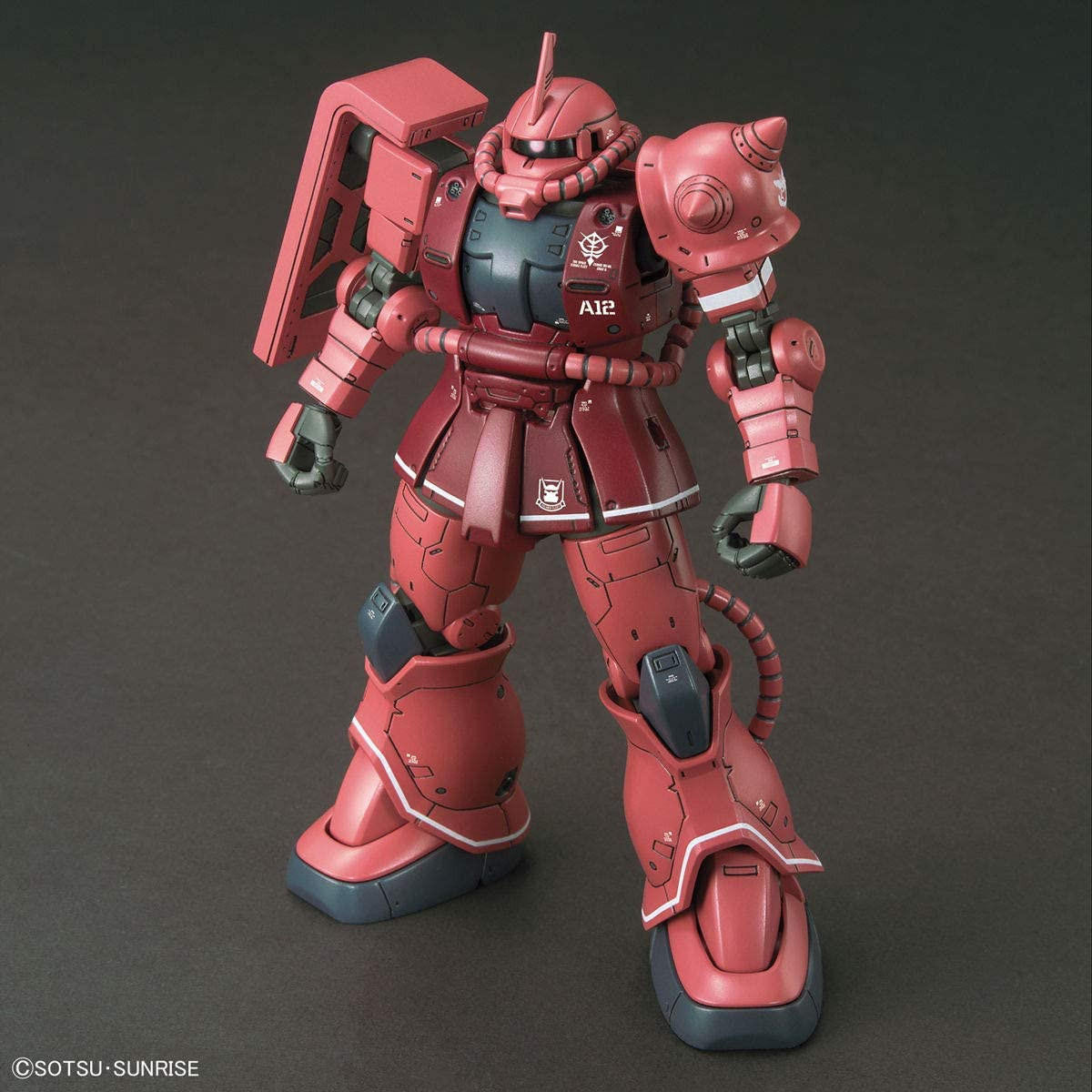 Bandai 1/144 Bandai HG MS-06S Red Comet Zaku II Zeon 2481061 
