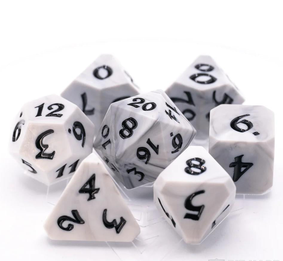 Die Hard Dice Bastion - 7 Piece RPG Set 