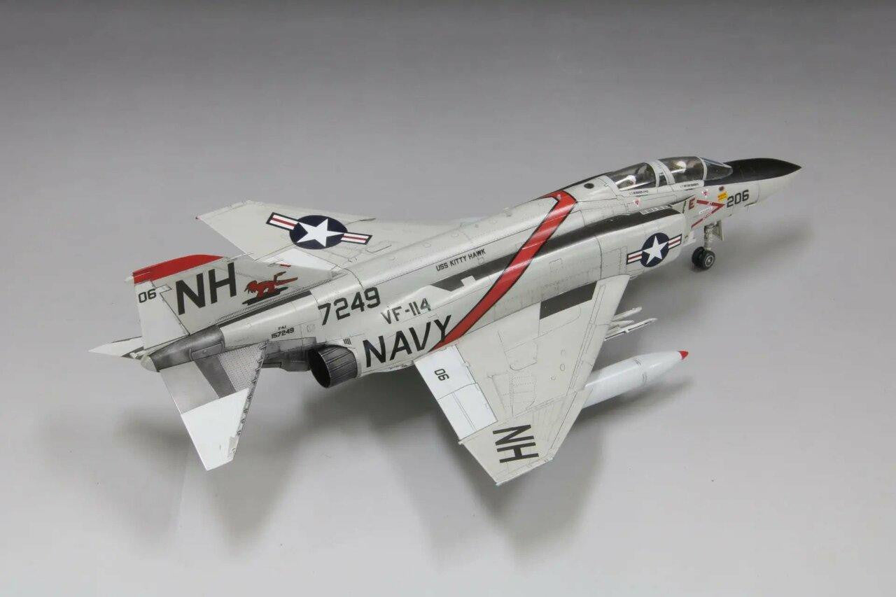 FineMolds 1/72 F-4J Phantom II Aardvarks Limited Edition FP43S