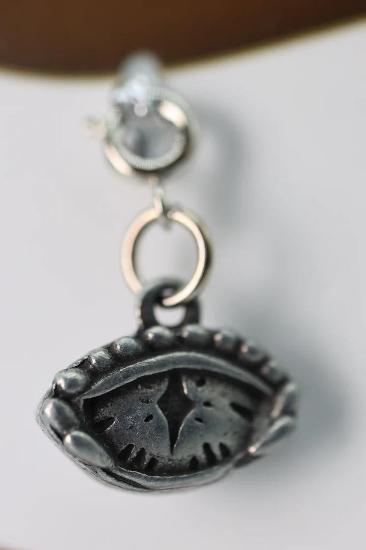 Foam Brain Games Traveler's Trinkets: Dragon Eye Charm 