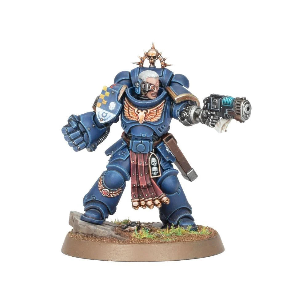 Games Workshop Space Marines: Lieutenant 