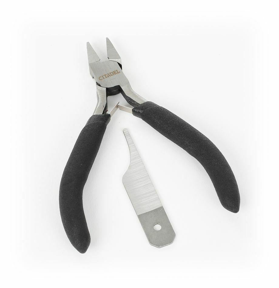 Games Workshop Warhammer 40000 Paints and Tools Set at LionHeart Hobby