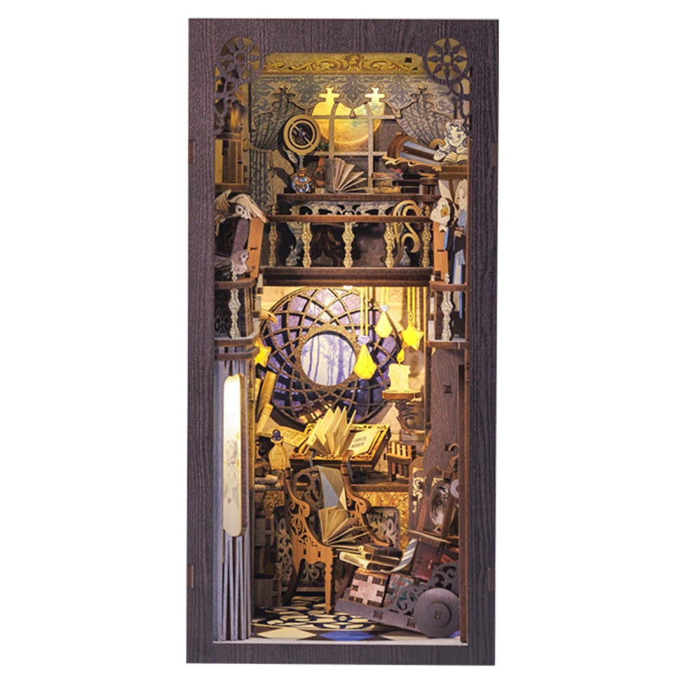 Hands Craft DIY Book Nook Kit: Nebula Common Room with Dust Cover 