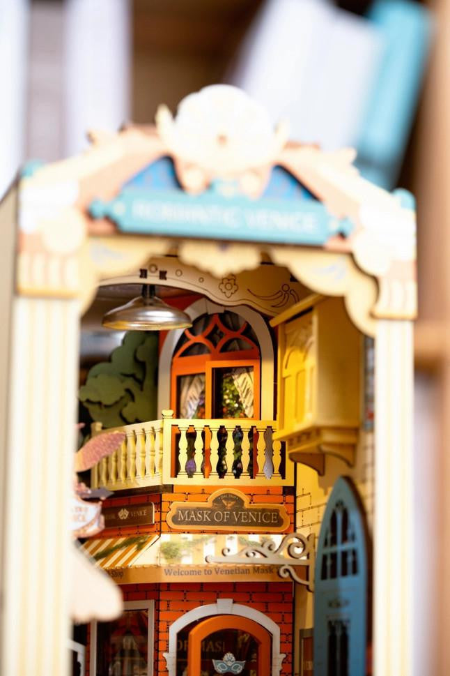 Hands Craft Diy Book Nook Kit: Romantic Venice with Dust Cover - TGB08 