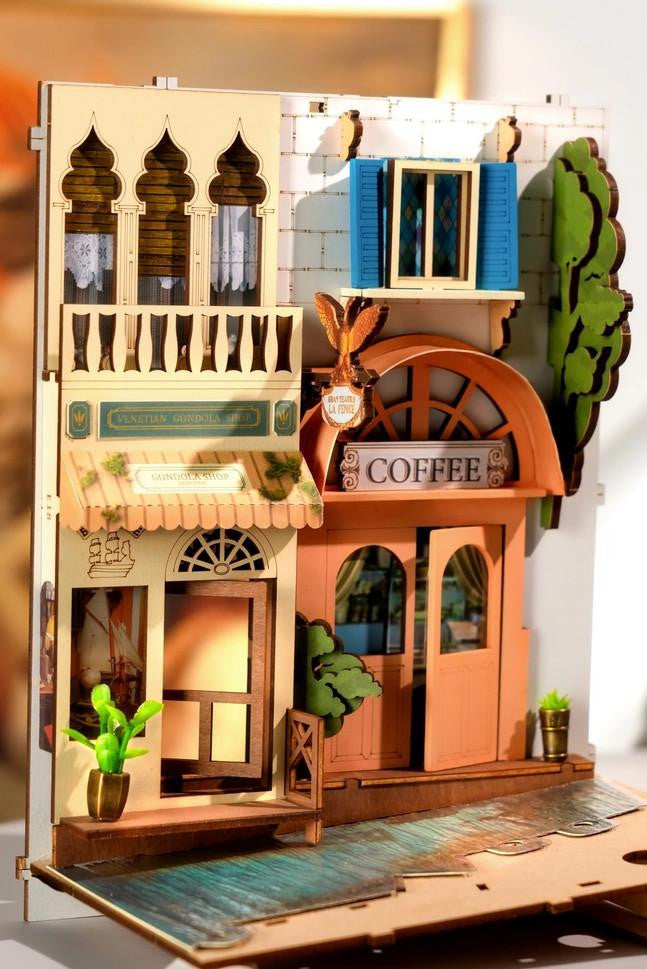 Hands Craft Diy Book Nook Kit: Romantic Venice with Dust Cover - TGB08 