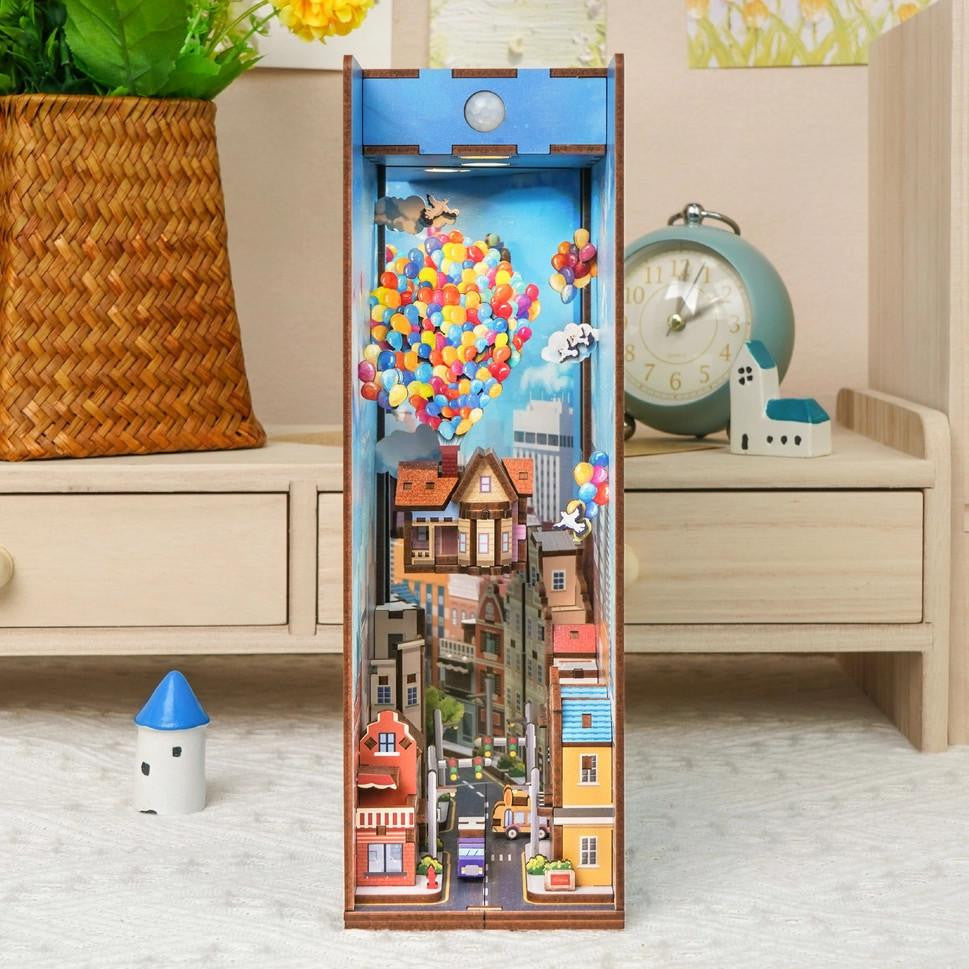 Hands Craft Diy Miniature House Book Nook Kit: Travel with the Wind - HTQ126 