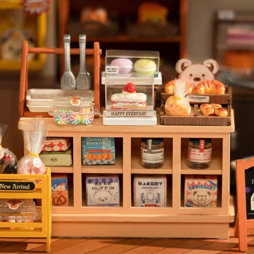 Hands Craft DIY Miniature House Kit: Becka's Baking House 