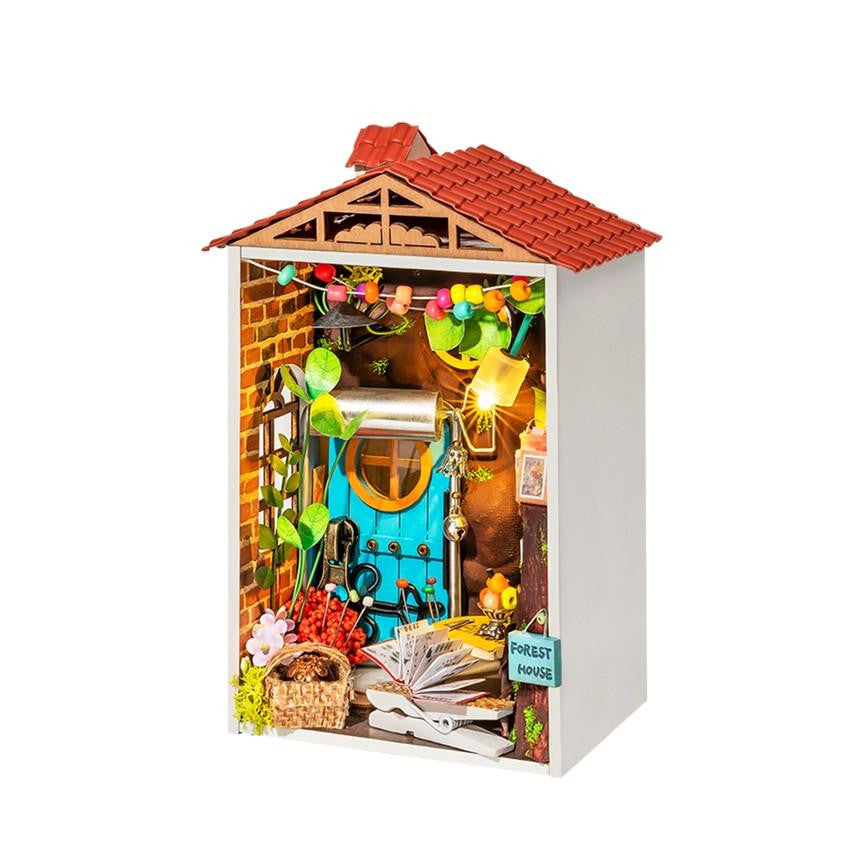 Hands Craft DIY Miniature House Kit: Borrowed Garden 