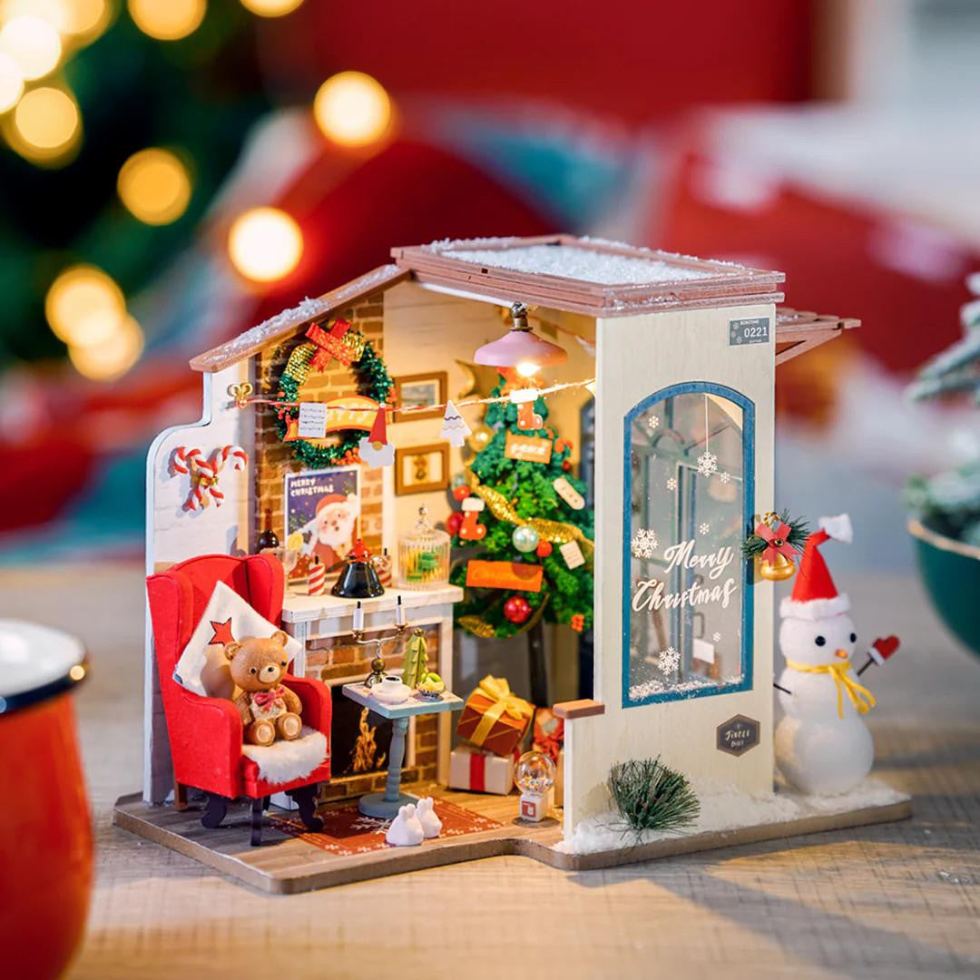 Hands Craft DIY Miniature House Kit - Christmas Snow House 