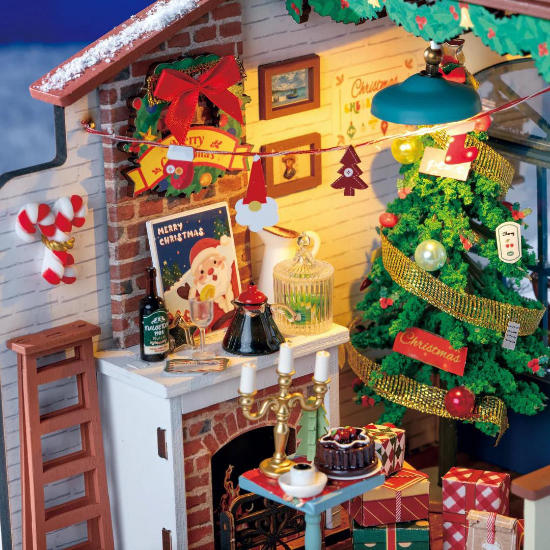 Hands Craft DIY Miniature House Kit - Christmas Snow House 