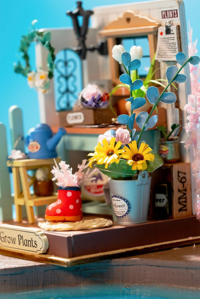 Hands Craft DIY Miniature House Kit: Dreaming Terrace Garden 