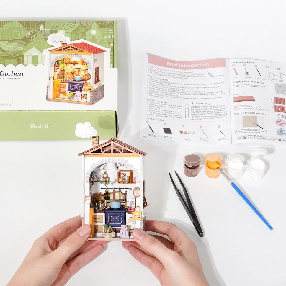 Hands Craft Diy Miniature House Kit: Flavor Kitchen 