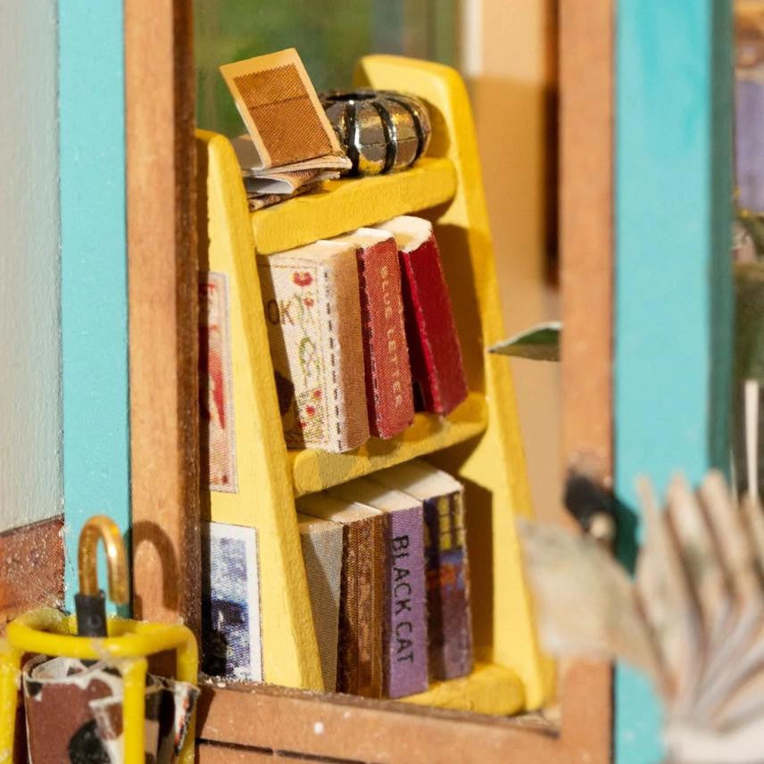Hands Craft DIY Miniature House Kit: Free Time Bookshop 