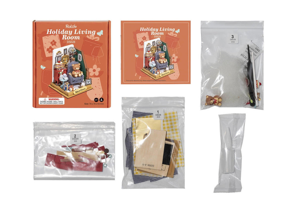 Hands Craft DIY Miniature House Kit: Holiday Living Room 