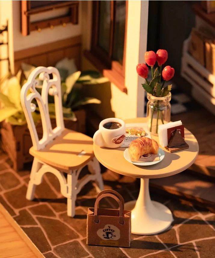 Hands Craft DIY Miniature House Kit: No. 17 Café 