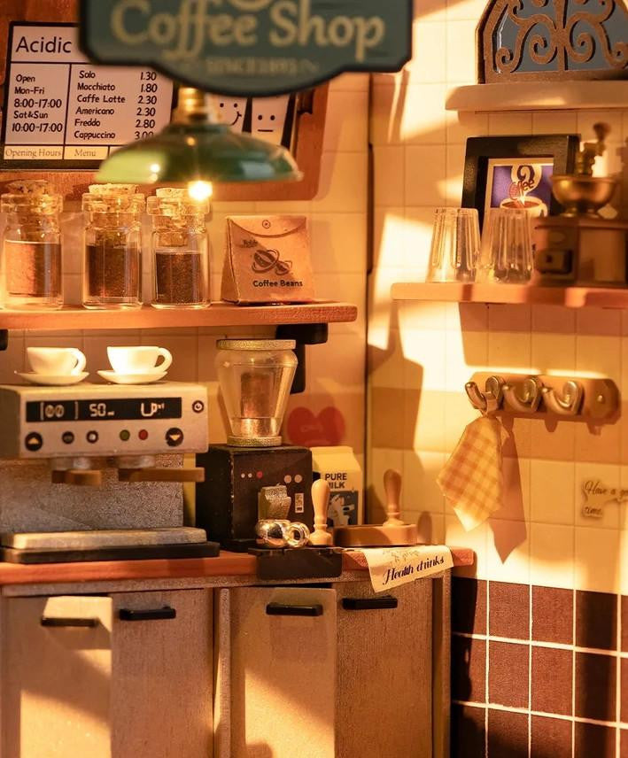 Hands Craft DIY Miniature House Kit: No. 17 Café 