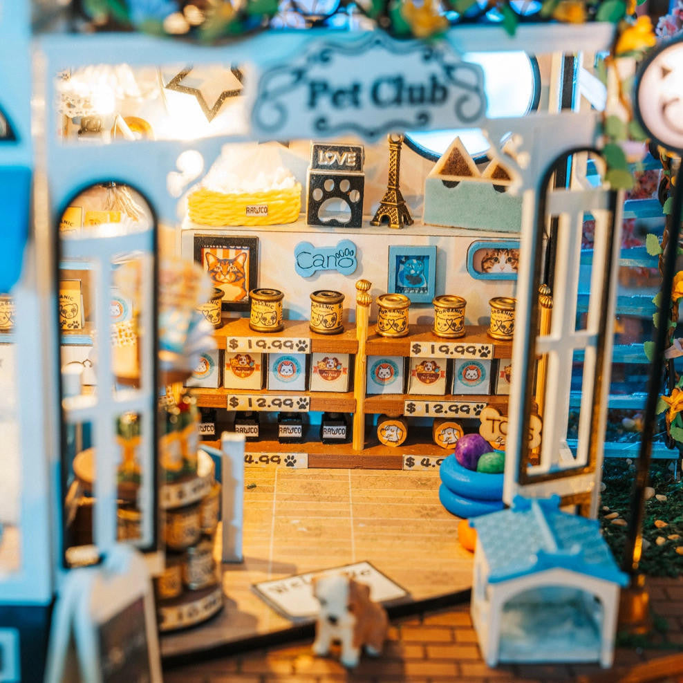 Hands Craft DIY Miniature House Kit: Pet Club 