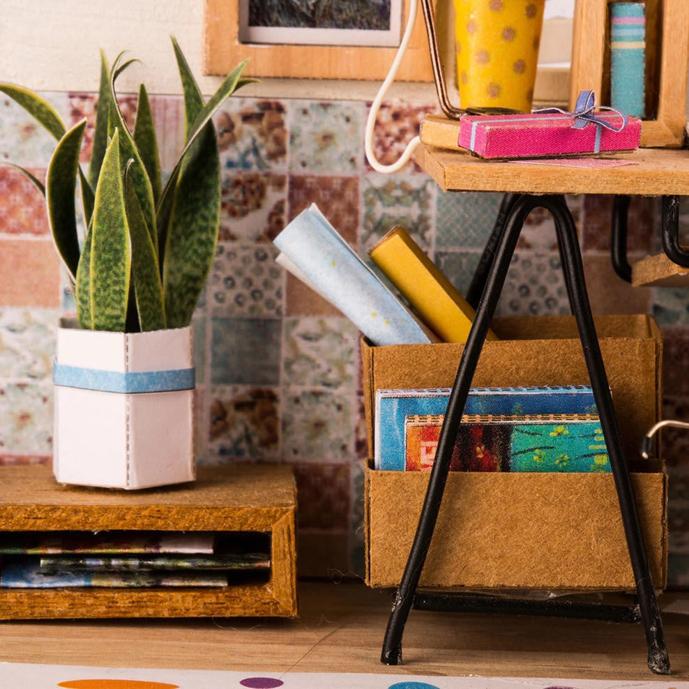 Hands Craft DIY Miniature House Kit: Soho Time 