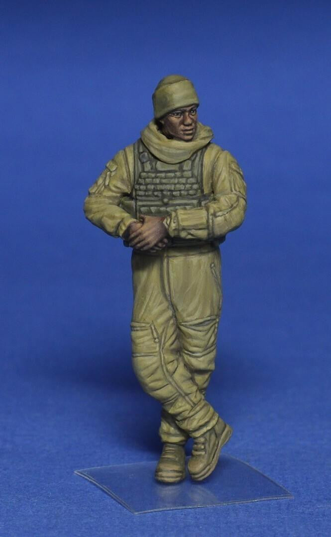 MiniArt 1/35 USMC Tank Crew at Rest 37049