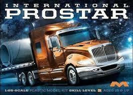 Moebius 1/25 International ProStar Truck Cab 1301