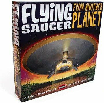Polar Lights Flying Saucer From Another Planet 12 985