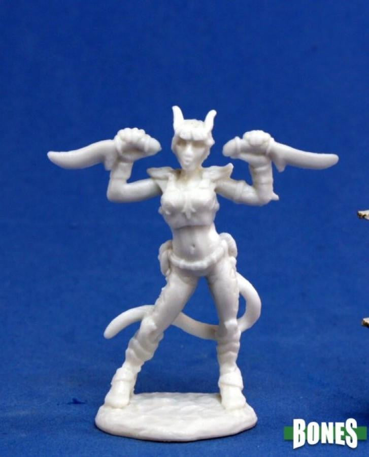  Reaper Miniatures - Bones Plastic - Tiviel, Hellborn Rogue 77118 