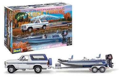 1/24 1980 Ford Bronco w/Bass Boat 17242