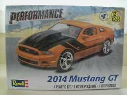 Revell 1/25 2014 Ford Mustang GT 4379