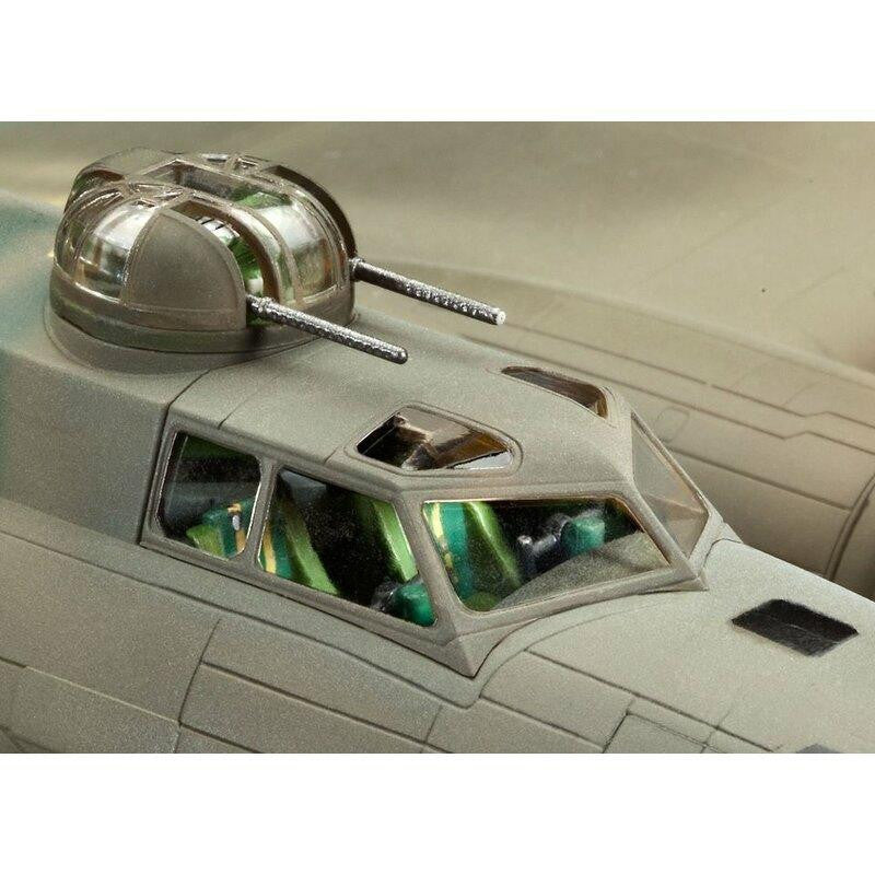 Revell of Germany 1/72 B-17F Flying Fortress Memphis Belle 4279