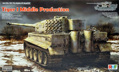 1/35 Tiger I Mid Production w/Full Interior 5010