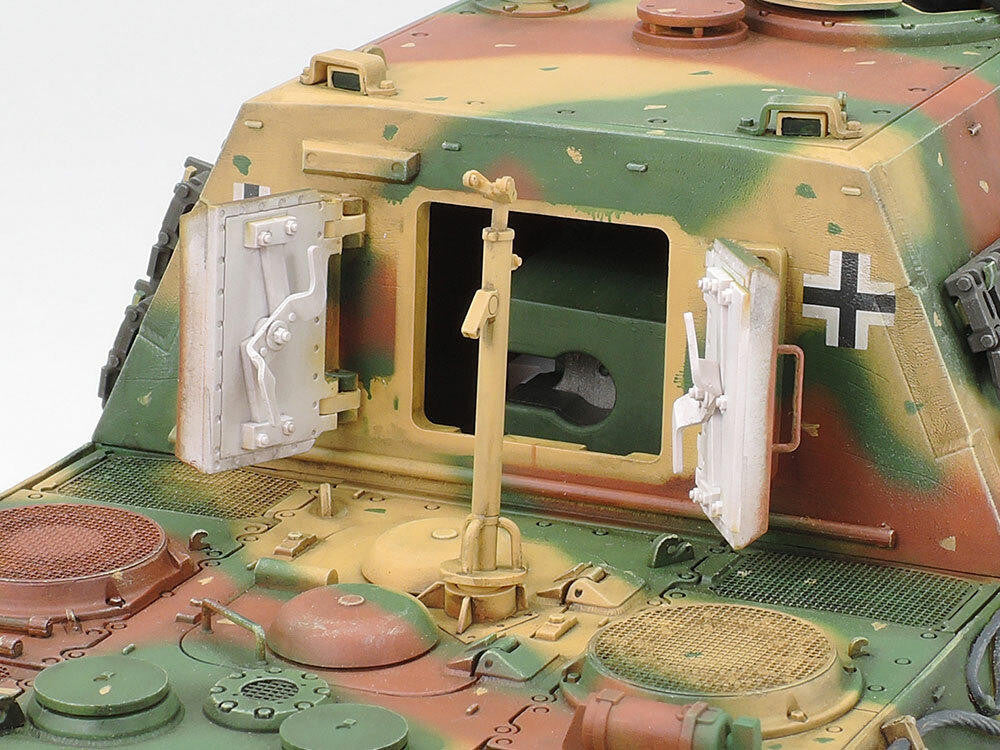 Tamiya 1/35 Jagdtiger German Tank Destroyer 35295