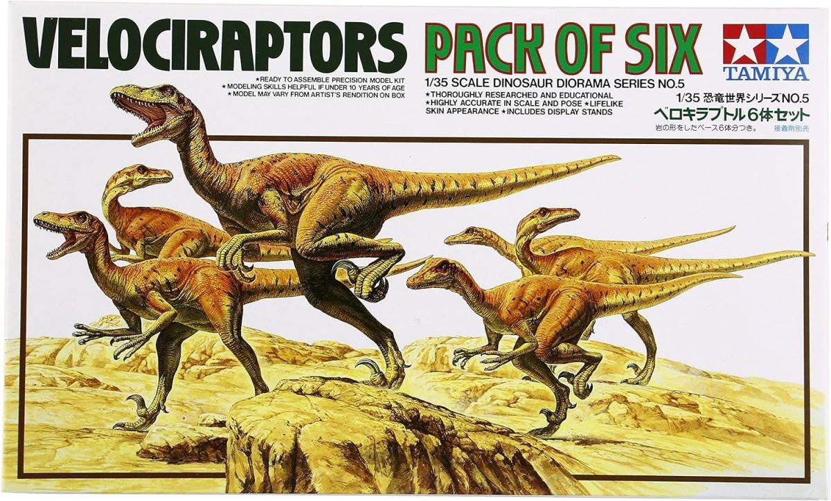 Tamiya 1/35 Velociraptors Dinosaur Diorama Set 60105 