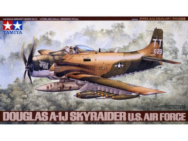 1/48 A-1J Skyraider 61073