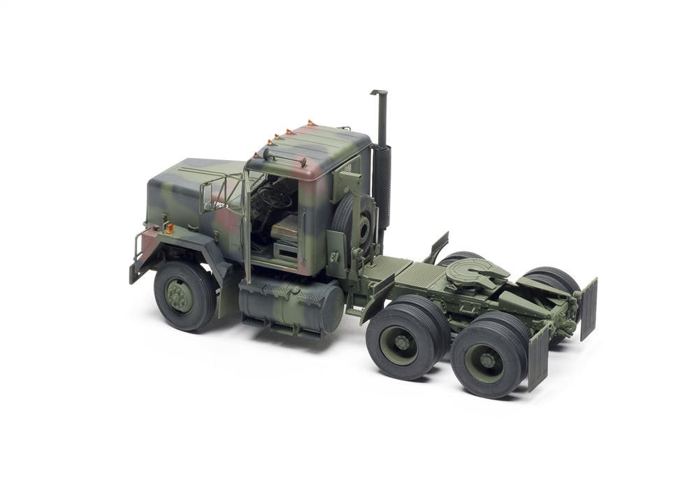 Trumpeter 1/35 M1915 Tractor Ww/M872 1015 